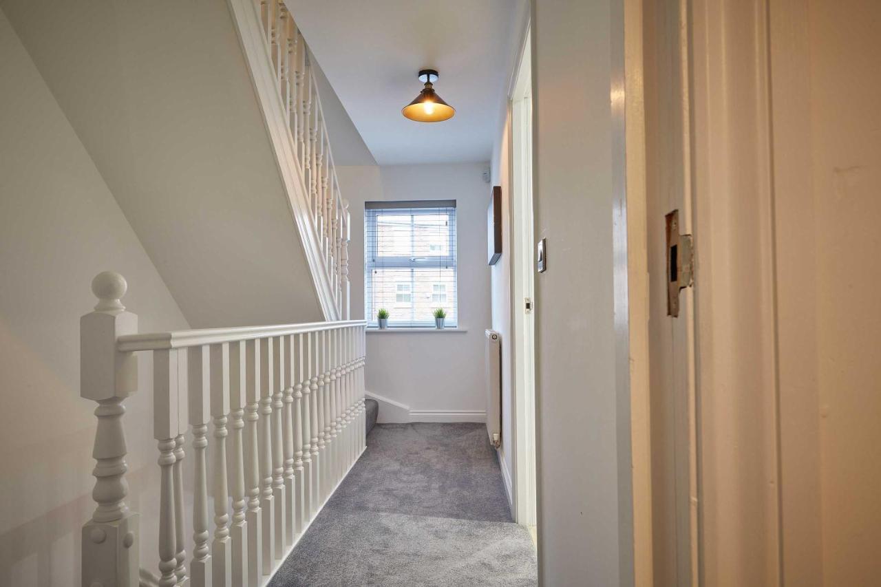 Host & Stay - Potters Bank Durham Bagian luar foto